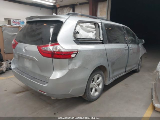 5TDKZ3DC2LS065051 Toyota SIENNA LE