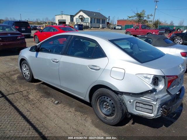 2T1BURHE8HC894476 Toyota COROLLA LE