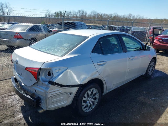 2T1BURHE8HC894476 Toyota COROLLA LE