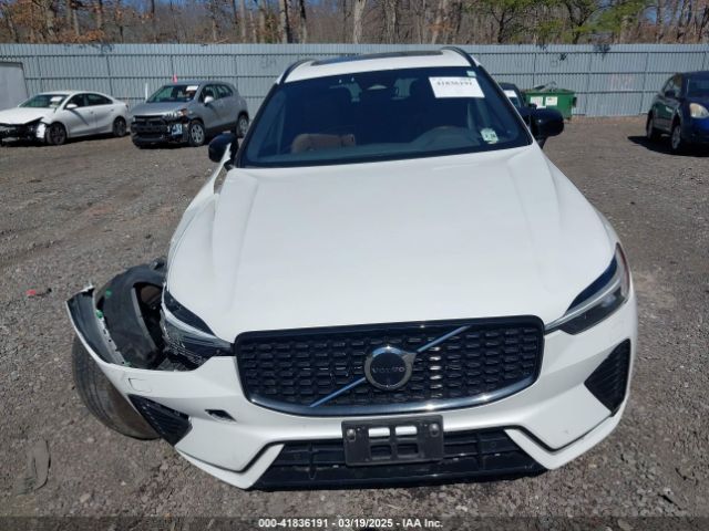 YV4L12RW3P1332481 Volvo Xc60 B5 Plus Dark Theme