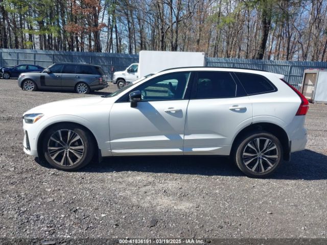 YV4L12RW3P1332481 Volvo Xc60 B5 Plus Dark Theme