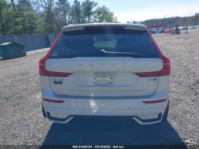 YV4L12RW3P1332481 Volvo Xc60 B5 Plus Dark Theme