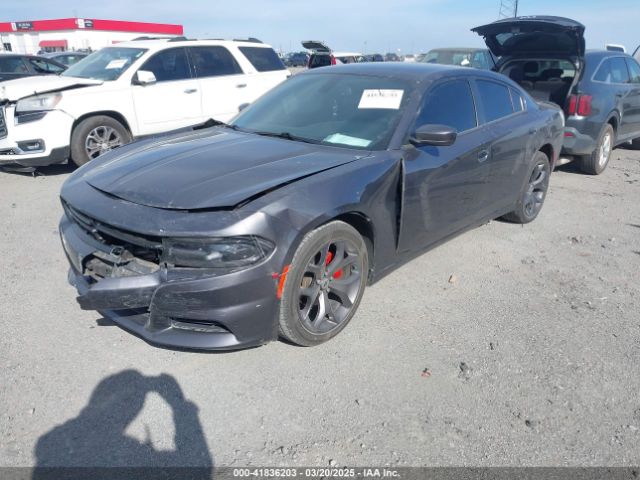 2019 DODGE CHARGER 2C3CDXBG0KH678707 Photo 1