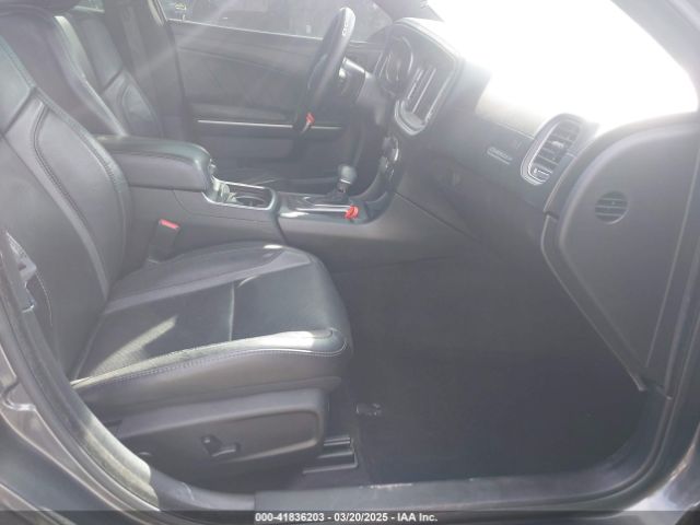 2019 DODGE CHARGER 2C3CDXBG0KH678707 Photo 4