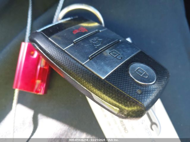 5XYKUDA74FG634947 KIA Sorento Ex V6