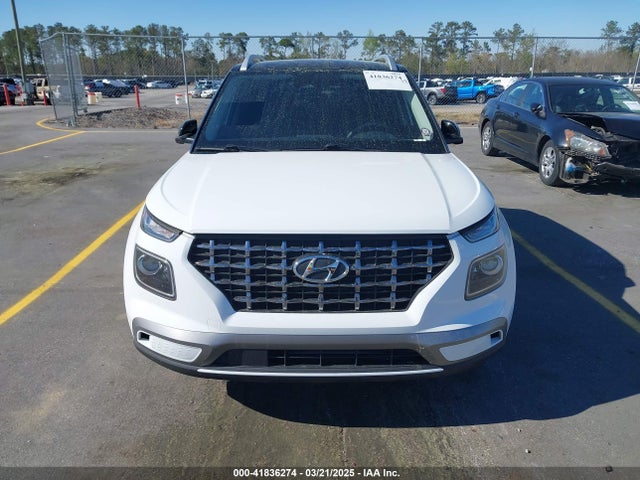 KMHRC8A36PU225589 Hyundai Venue Limited