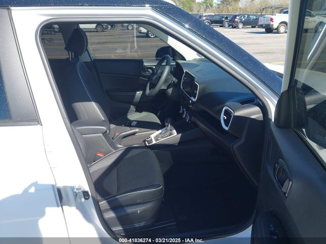 KMHRC8A36PU225589 Hyundai Venue Limited