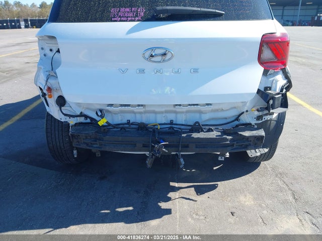 KMHRC8A36PU225589 Hyundai Venue Limited