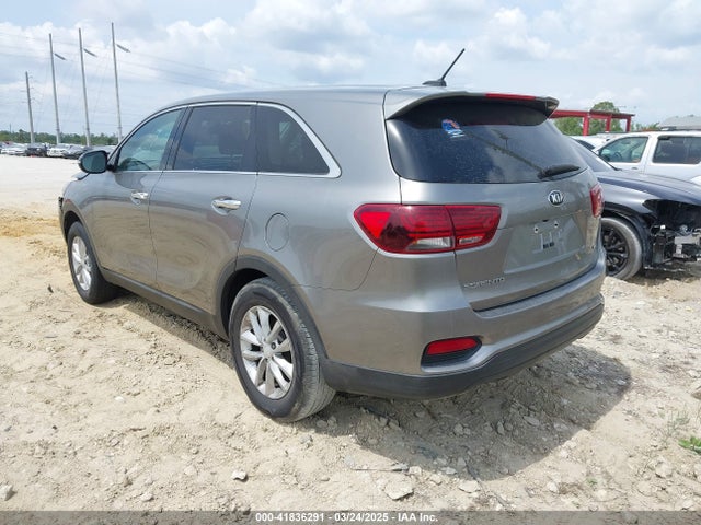 5XYPG4A56KG467903 KIA Sorento 3.3l Lx