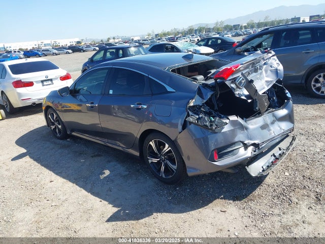 JHMFC1F93JX013362 Honda Civic Touring