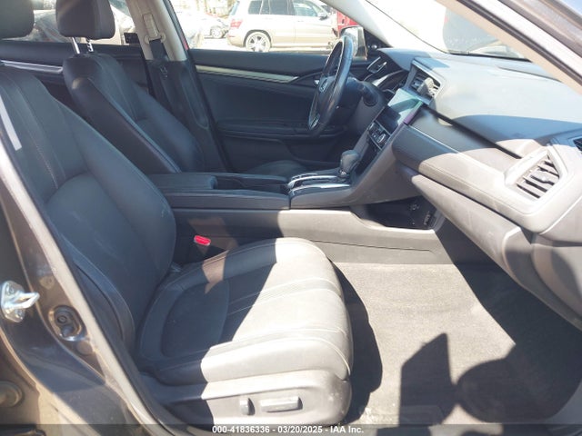 JHMFC1F93JX013362 Honda Civic Touring