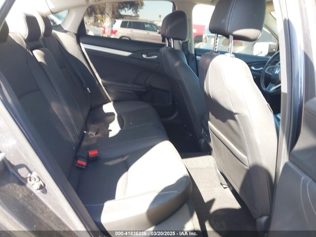 JHMFC1F93JX013362 Honda Civic Touring