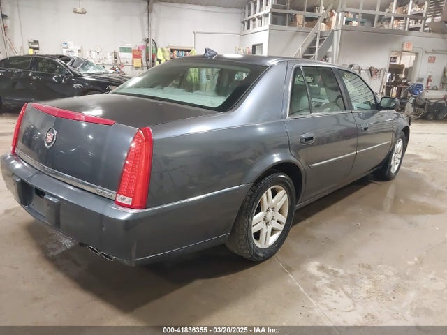 2010 CADILLAC DTS 1G6KD5EY7AU125289 Photo 3