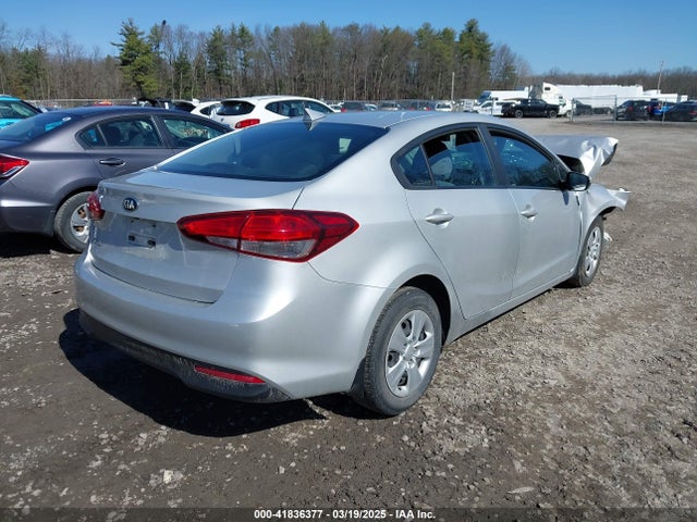 3KPFL4A76JE248895 KIA FORTE LX