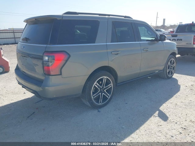 1FMJU2AT6KEA37892 Ford Expedition Limited