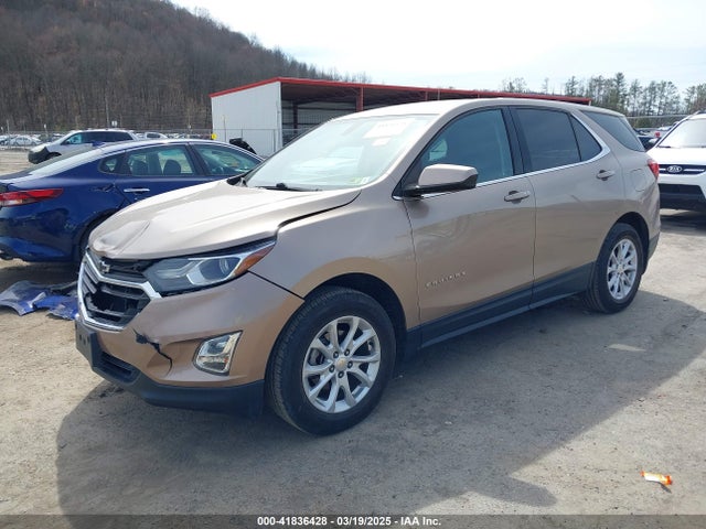 Chevrolet EQUINOX LT 2018 2GNAXSEV9J6337699 Image 2