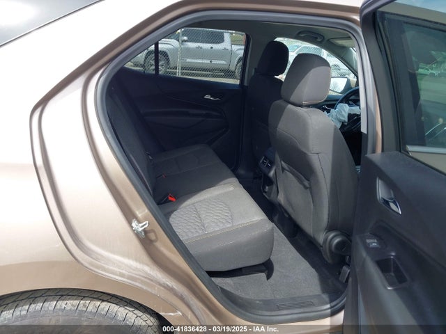 Chevrolet EQUINOX LT 2018 2GNAXSEV9J6337699 Image 8