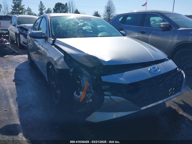 5NPLS4AG8MH034125 Hyundai ELANTRA SEL