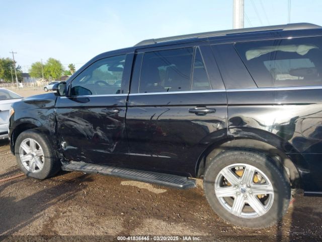 1FMJU1HT6KEA73730 Ford Expedition Xlt