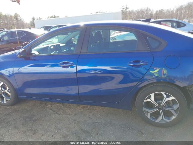 3KPF24AD7ME284348 KIA Forte Lxs
