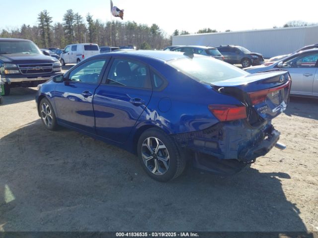 3KPF24AD7ME284348 KIA Forte Lxs