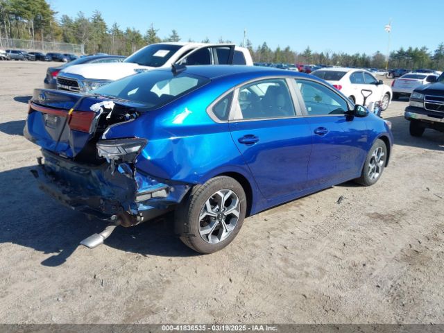 3KPF24AD7ME284348 KIA Forte Lxs