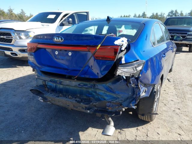 3KPF24AD7ME284348 KIA Forte Lxs