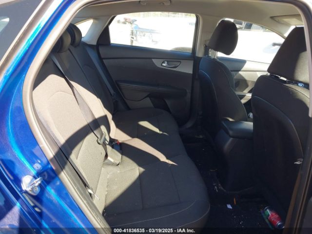 3KPF24AD7ME284348 KIA Forte Lxs