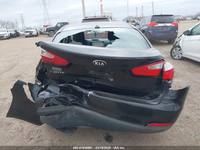 KIA FORTE LX 2015 KNAFK4A60F5412023 Image 17