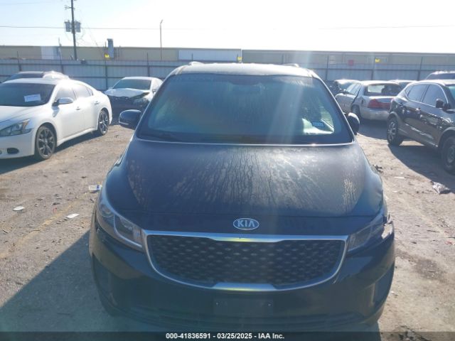 KNDMB5C19H6242467 KIA SEDONA LX