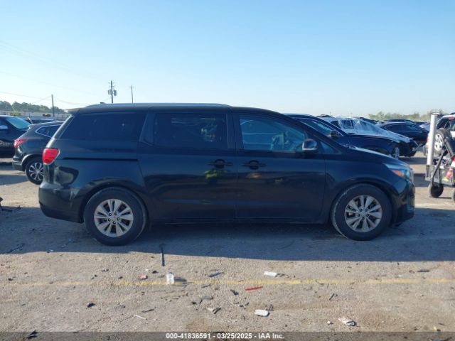 KNDMB5C19H6242467 KIA SEDONA LX