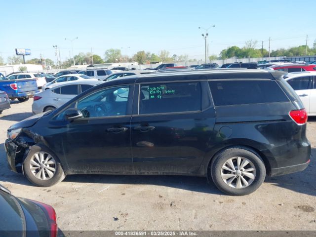 KNDMB5C19H6242467 KIA SEDONA LX