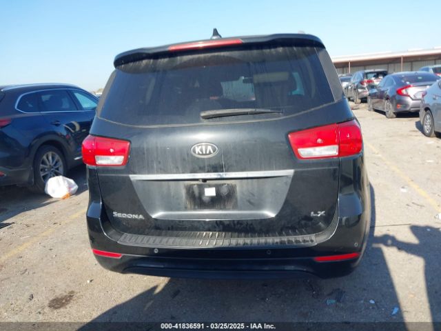 KNDMB5C19H6242467 KIA SEDONA LX