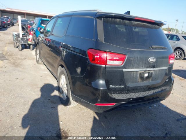 KNDMB5C19H6242467 KIA SEDONA LX