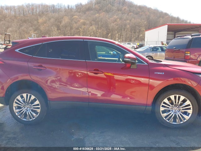 Toyota Venza Limited 2021 JTEAAAAH3MJ076612 Image 13