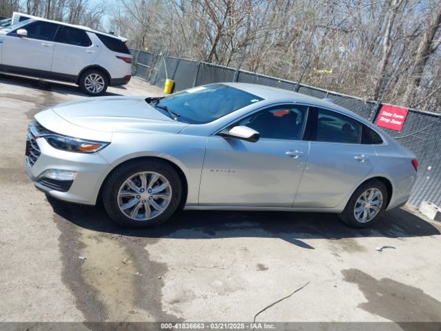 1G1ZD5ST2NF126888 Chevrolet Malibu Fwd Lt
