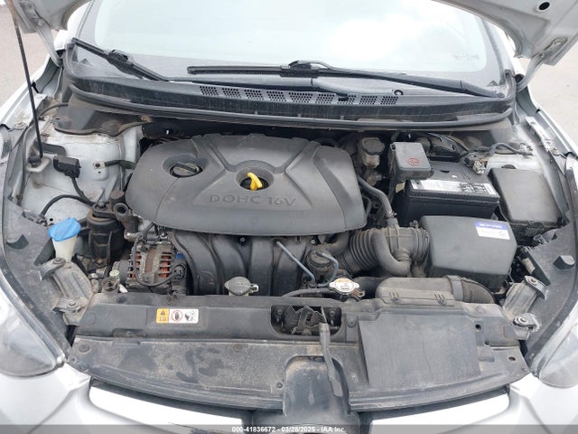 KMHDH4AE0FU388114 Hyundai ELANTRA SE