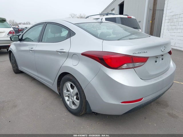 KMHDH4AE0FU388114 Hyundai ELANTRA SE