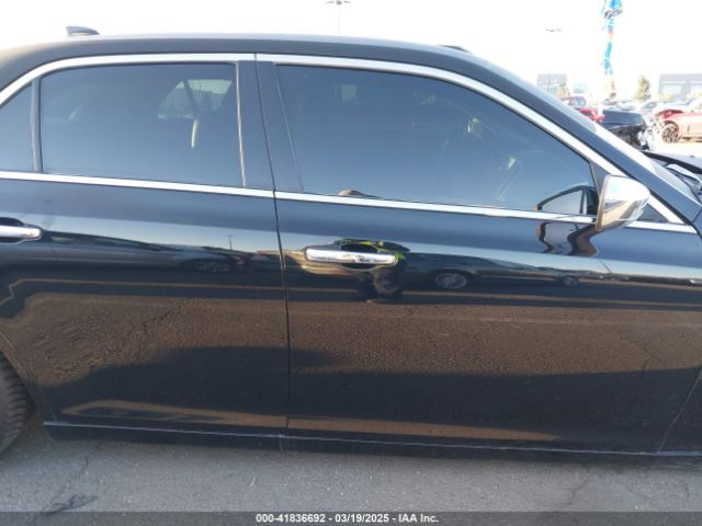 2C3CCAEG7JH137048 Chrysler 300 Limited