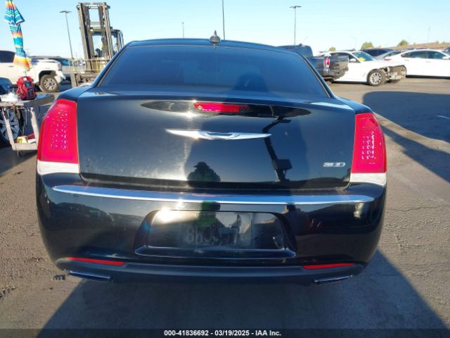 2C3CCAEG7JH137048 Chrysler 300 Limited