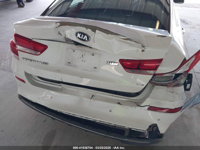 5XXGT4L36LG393377 KIA Optima Lx