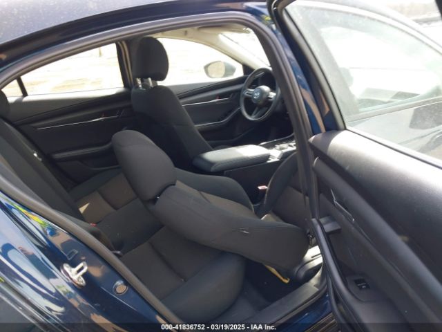 3MZBPAAL2MM253405 Mazda Mazda3 2.5 S