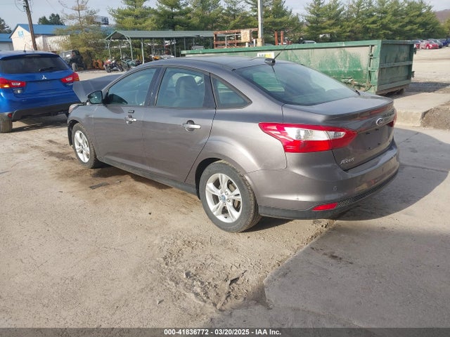 Ford FOCUS SE 2014 1FADP3F29EL125503 Image 3
