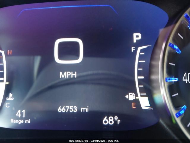 2C4RC1BG1NR140733 Chrysler Pacifica Touring L