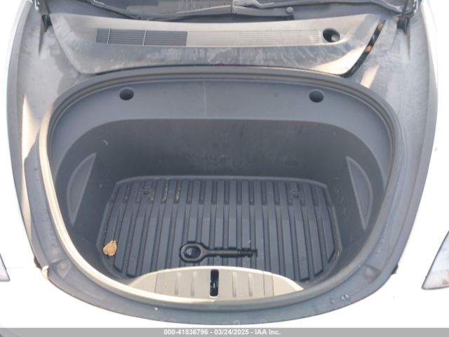5YJ3E1EAXMF908601 Tesla Model 3 Standard Range Plus Rear-wheel Drive