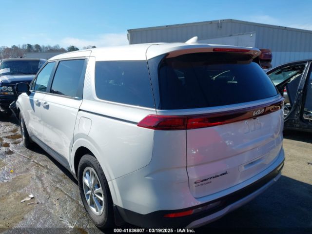 KNDNB4H33N6168192 KIA Carnival Mpv Lx