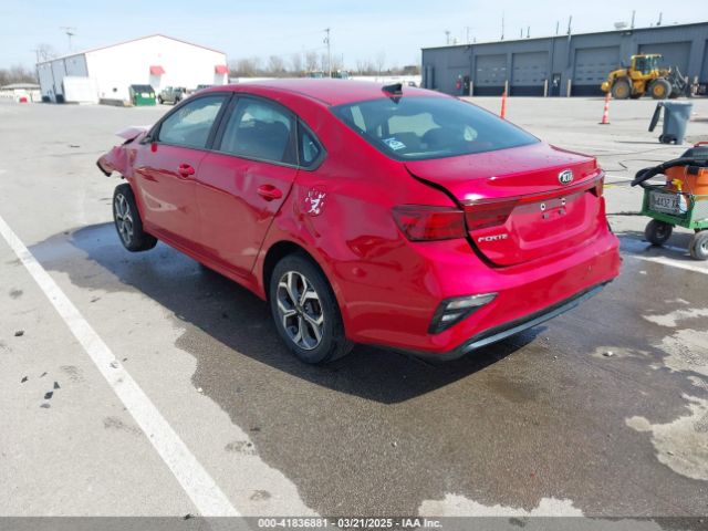 3KPF24AD2KE082952 KIA Forte Lxs