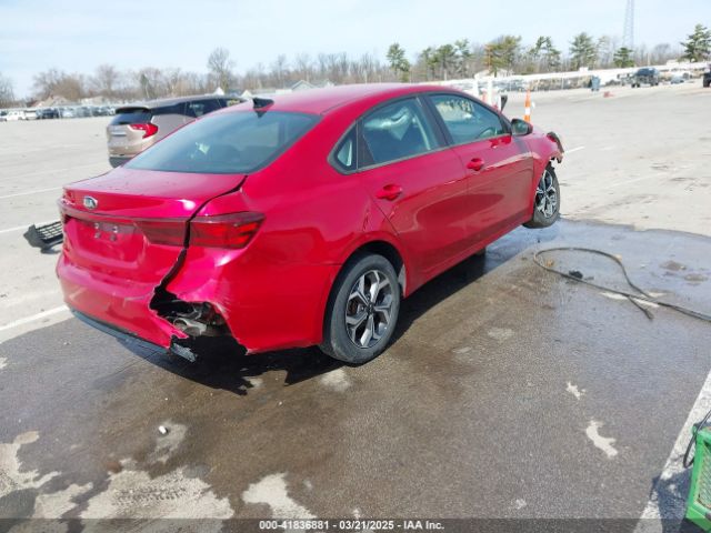 3KPF24AD2KE082952 KIA Forte Lxs