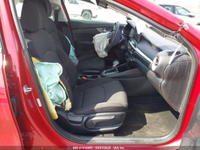 3KPF24AD2KE082952 KIA Forte Lxs