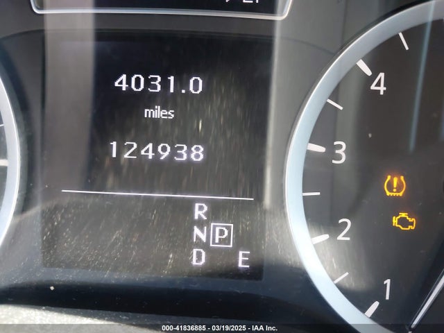 Infiniti m27020 2017 SJKCH5CP8HA033889 Image 15